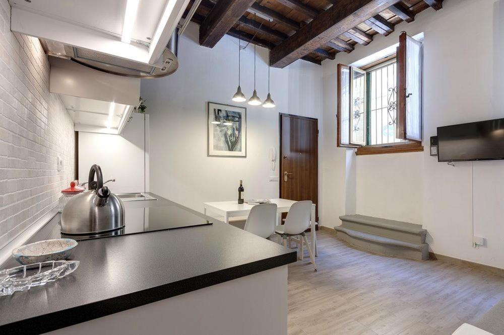 60sqm 1 bedroom, 2 bathroom Apartamento in Centro Histórico Florença Exterior foto